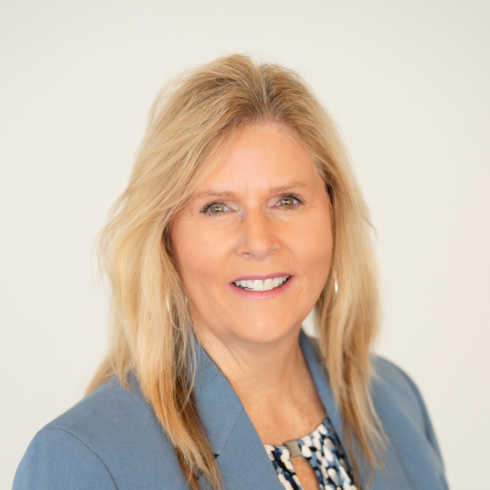 Sheri Robertson Bio Image